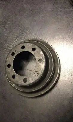 BMW 7 E32 Crankshaft pulley 1716270