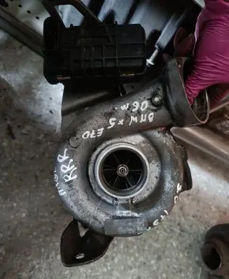 BMW X5 E70 Turbo 7796313 GT2260V 765985