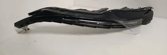Peugeot 5008 II Headlight part 
