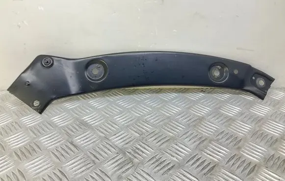 Volkswagen Tiguan Radiator support slam panel bracket 5N0805932B