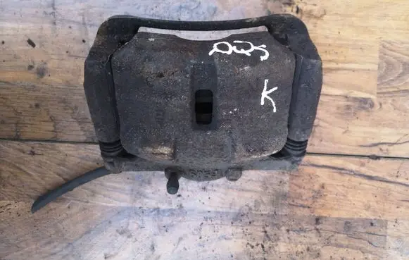 Nissan Qashqai Front brake caliper