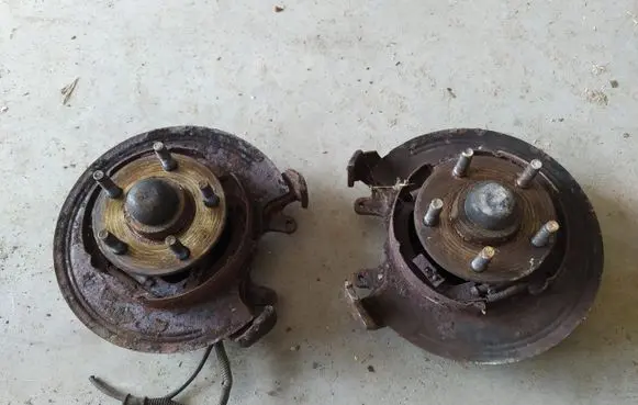 Ford Windstar Rear wheel hub
