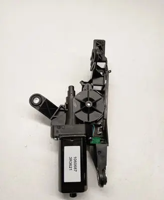 Bentley Continental Seat belt adjustment motor 8F0857759
