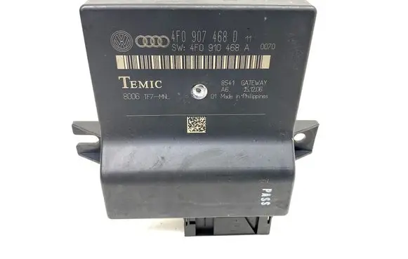 Audi A6 S6 C6 4F Gateway control module 4F0907468D