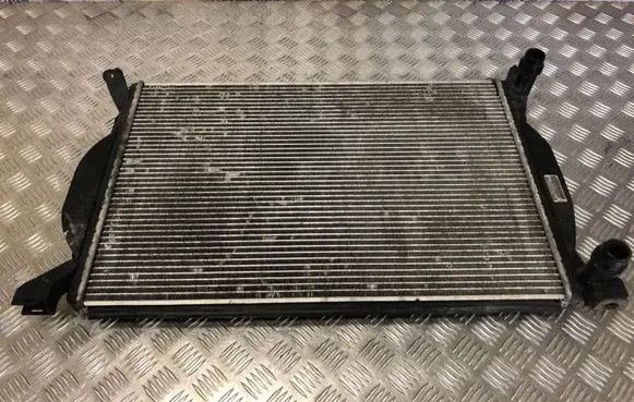 Audi A4 S4 B8 8K Coolant radiator 8E0121251A