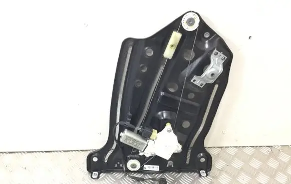 BMW 6 F12 F13 Rear door window regulator with motor 7303787 7304523