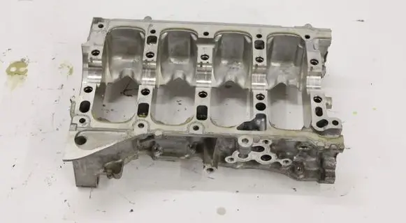 Mazda 2 Engine block P50110382