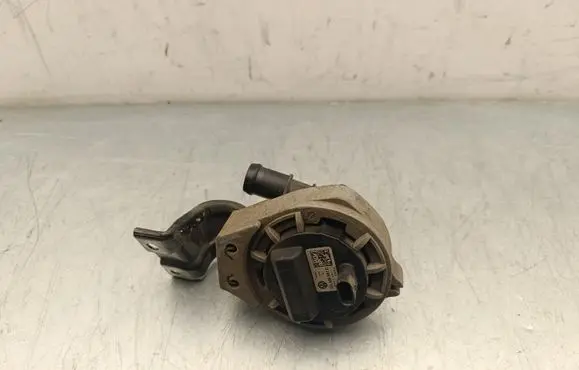 Volkswagen ID.3 Electric auxiliary coolant/water pump 1EA965567D
