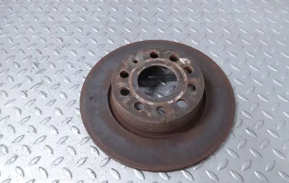 Volkswagen PASSAT B7 USA Rear brake disc 1K0615601AA 5Q0615601D