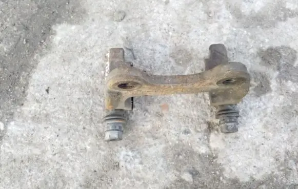 Renault Scenic II - Grand scenic II Brake caliper pad carrier rear 