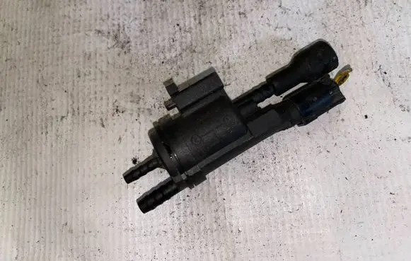 Mercedes-Benz A W169 Turbo solenoid valve 0025401497 A0025401497
