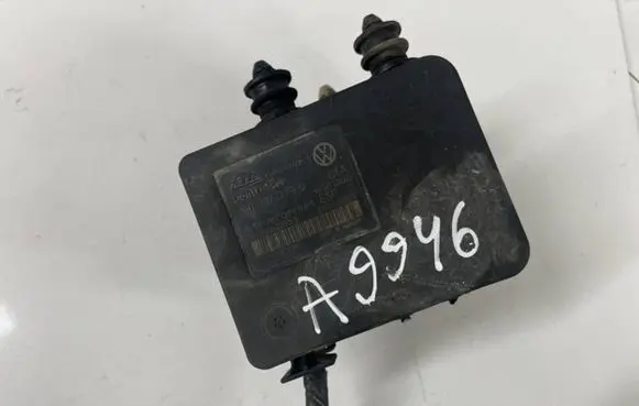 Skoda Octavia Mk2 (1Z) ABS Pump 1k0907379q 10.0960-0355.3