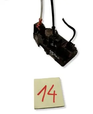 Opel Astra G Front door lock 90530691