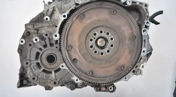 Volvo V70 Manual 6 speed gearbox 30681182