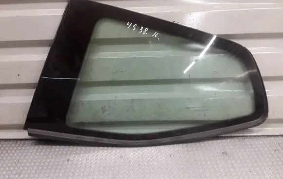Volkswagen Up Rear side window 