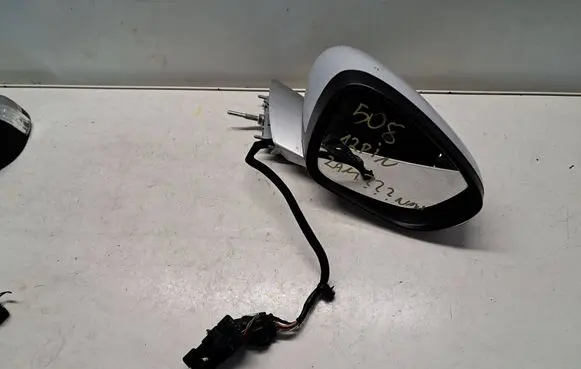 Peugeot 508 Front door electric wing mirror 