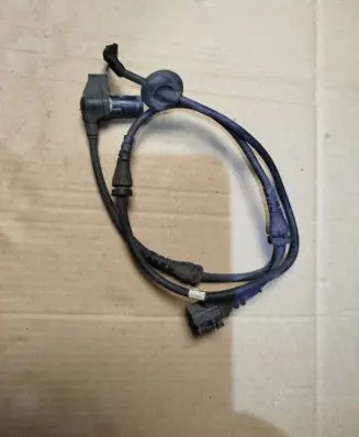 Audi A4 S4 B7 8E 8H ABS brake wheel speed sensor 8E0927803B