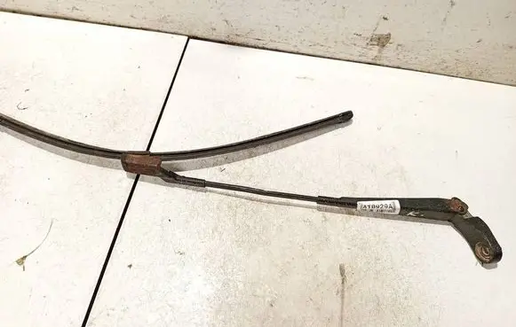 Skoda Roomster (5J) Front wiper blade arm 5j1955409b