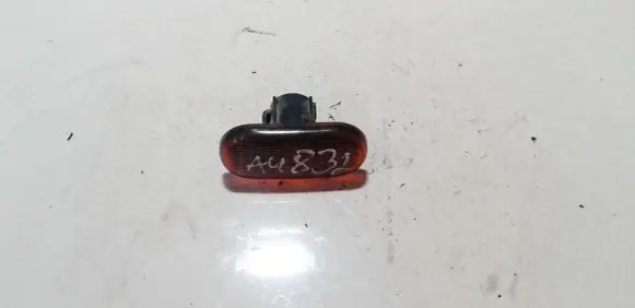 Renault Scenic I Front fender indicator light 7700822136