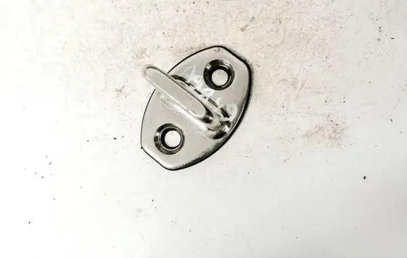 Volkswagen PASSAT B6 Front door lock loop/hook striker 3c0837033b