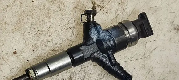Subaru Forester SH Fuel injector 16613AA020 08K11315 EMS0789