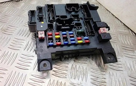 Mitsubishi ASX Fuse module 8637A643