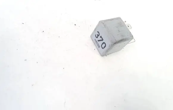 Audi A4 S4 B8 8K Other relay 8d0951253 v23134-j52-x300
