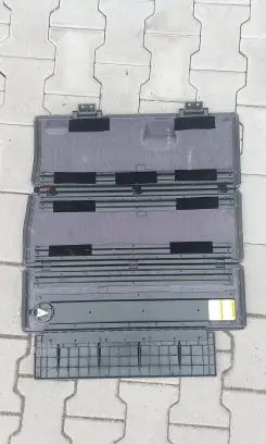 Trunk/boot floor carpet liner