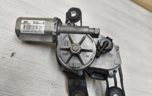 Rear window wiper motor