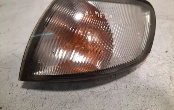 Nissan Almera Front indicator light 3369L