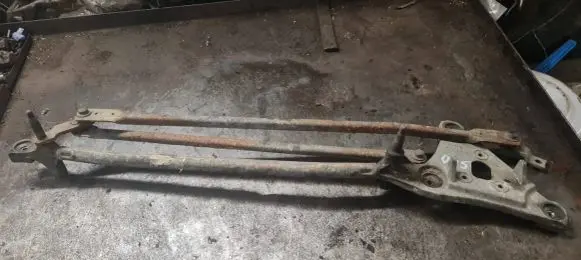 Volvo S40 Front wiper linkage 30663916
