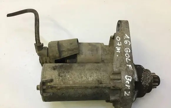 Volkswagen Golf V Starter motor 02T911023S 2210070130
