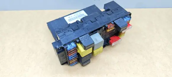 Mercedes-Benz CLK A209 C209 Fuse box set 2095451401