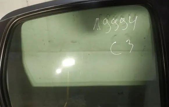 Citroen C3 Rear door window glass as2