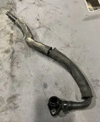 Breather/breather pipe/hose