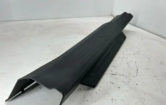 Subaru Outback (BT) Front sill trim cover 94060AN10A W3400