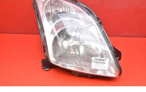 Suzuki Swift I Headlight/headlamp