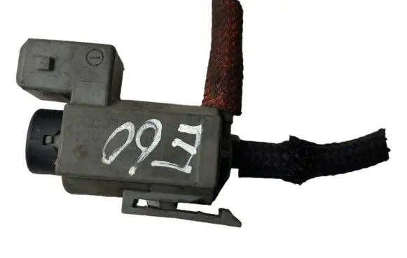 BMW 5 E60 E61 Turbo solenoid valve 7793032