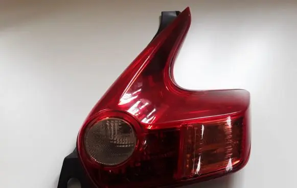 Nissan Juke I F15 Rear/tail lights 14190