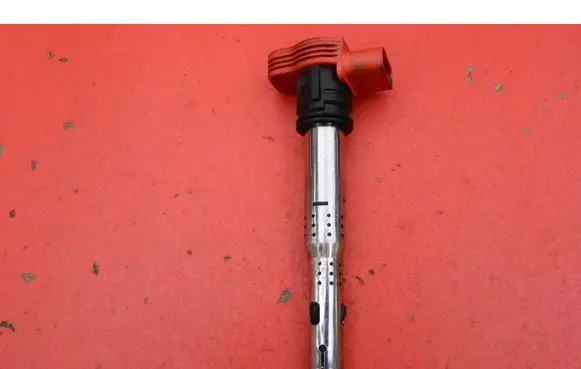 Audi A4 S4 B7 8E 8H High voltage ignition coil 06E905115E