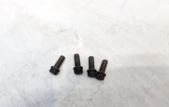Nuts/bolts