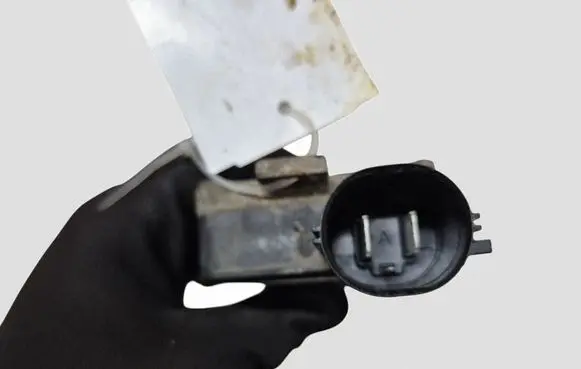 Ford C-MAX II Coolant fan relay 940002906