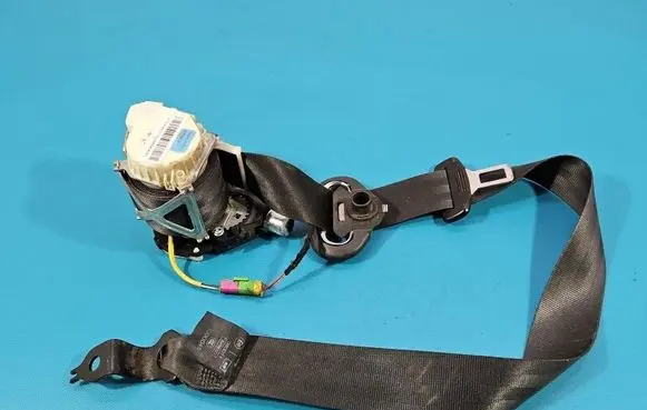 Skoda Fabia Mk2 (5J) Front seatbelt 5J0857702B IMPRK1611793