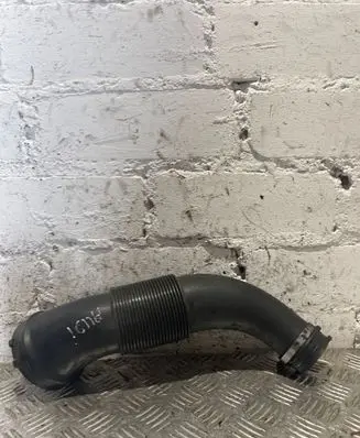 Audi A8 S8 D4 4H Air intake duct part 4H0129808B