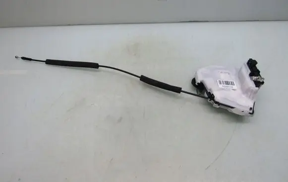Nissan Qashqai J12 Rear door lock