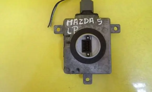 Mazda 5 Voltage converter/converter module W3T15671