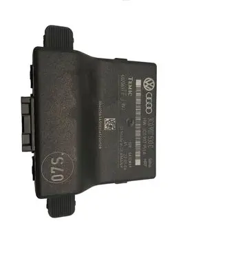 Volkswagen PASSAT B6 Gateway control module 3C0907530C 3C0907951A 402063