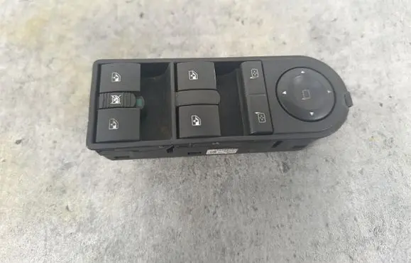 Opel Zafira B Quarter vent window switch 13228699