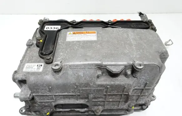 Toyota Auris E180 Voltage converter inverter G920047190
