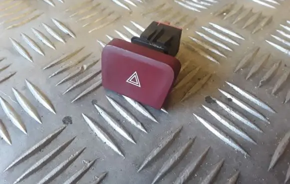 Citroen C4 Grand Picasso Hazard light switch 0068767
